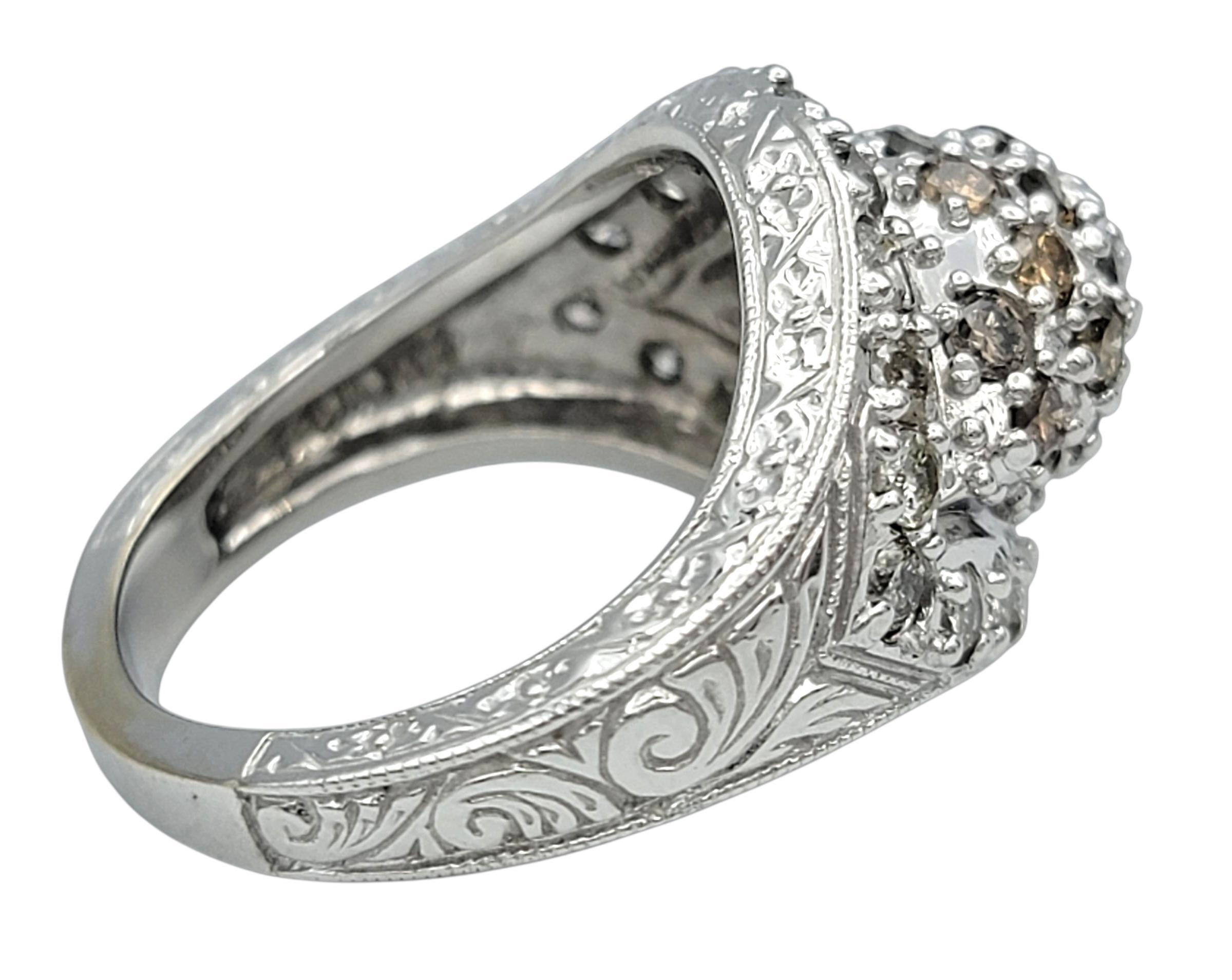 Taglio rotondo Fancy Brown and White Diamond Graduated Dome Ring in 14 Karat White Gold in vendita