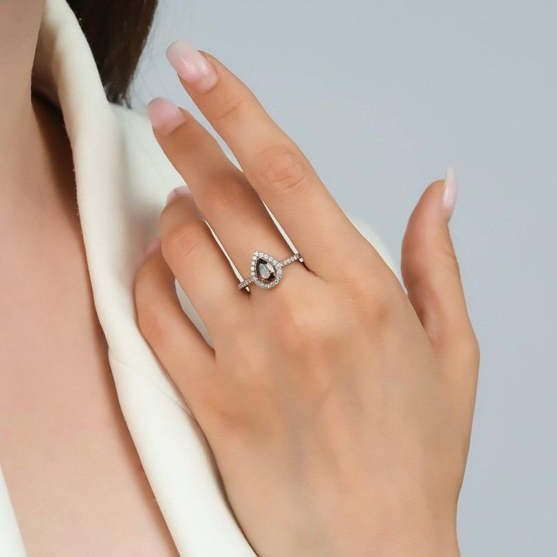 Modern Fancy Brown Diamond 1.13ct Ring For Sale