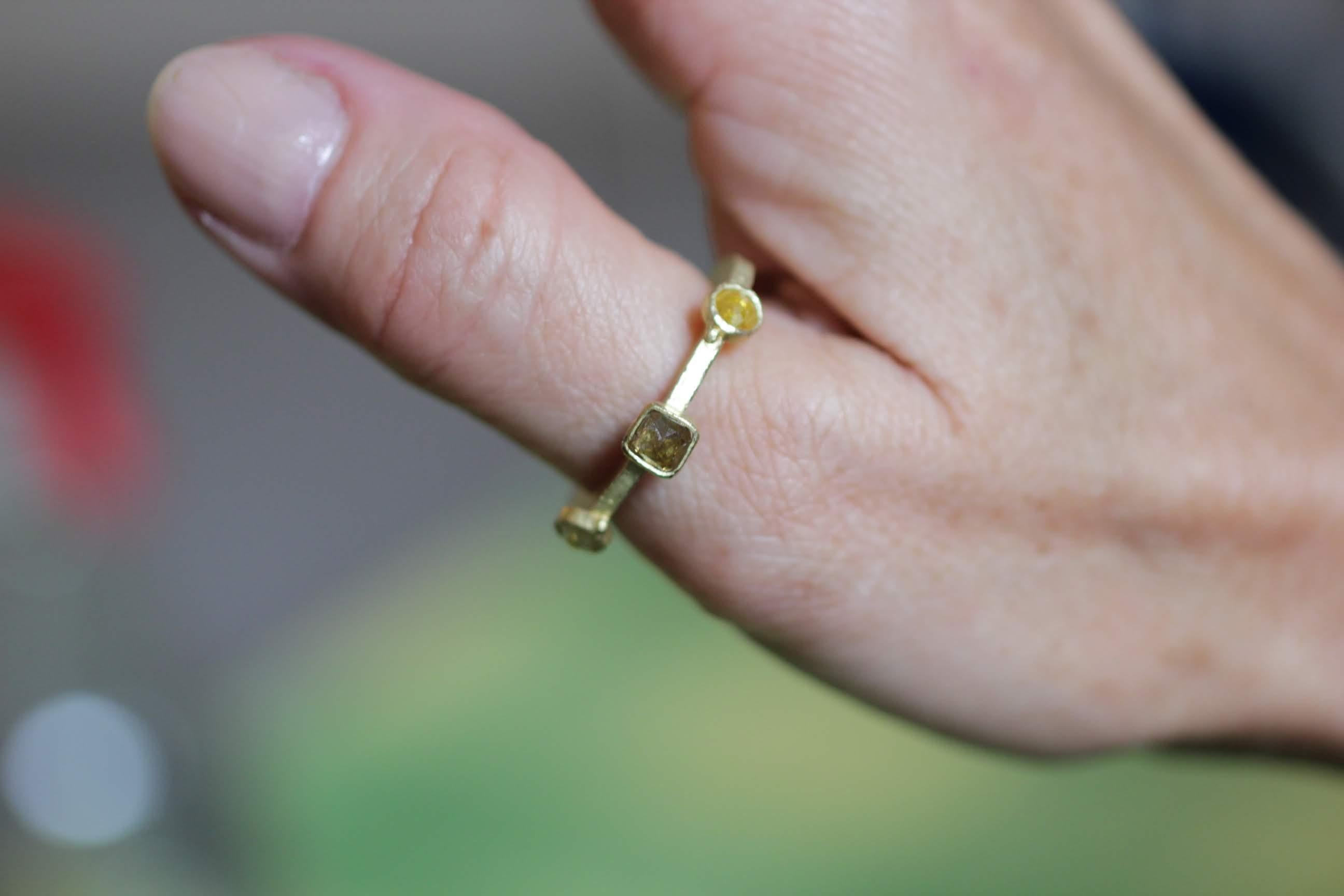 Fancy Color Diamonds Three-Stone 18 Karat Gold Engagement Ring Enamel Silver  For Sale 6