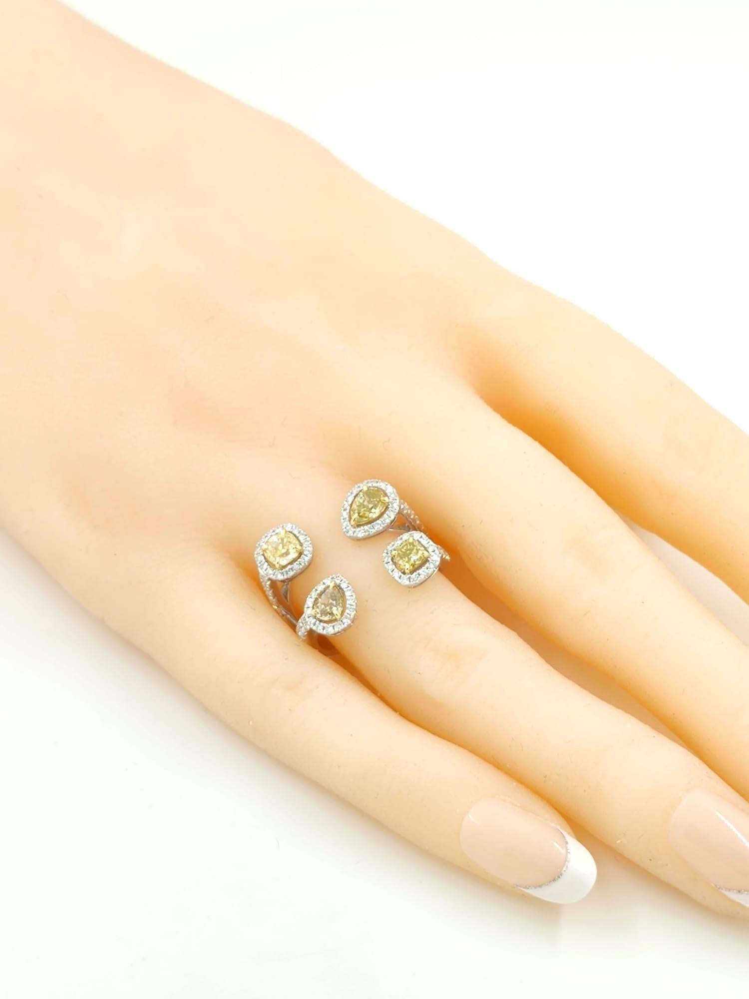 Diamantring aus 18 Karat Weißgold mit Gelb- und Bourbon-Diamant Damen im Angebot