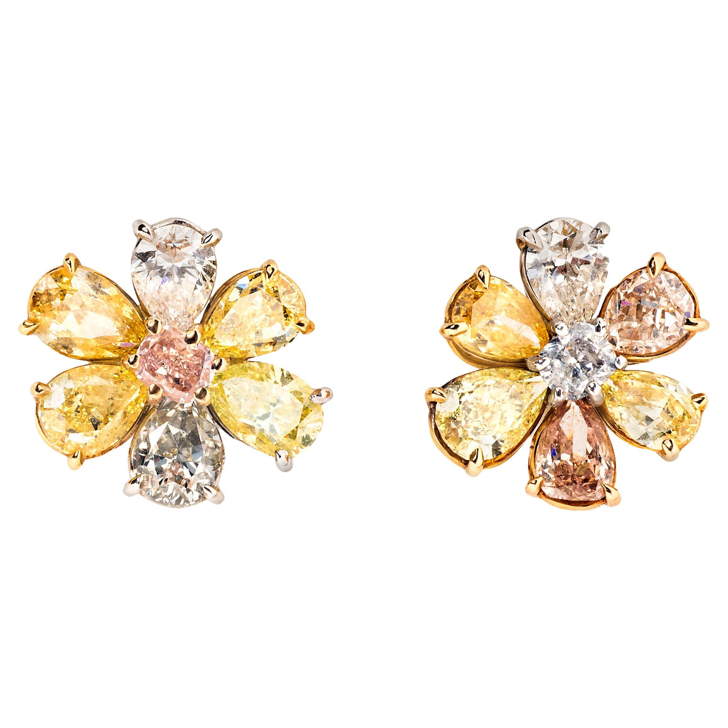 Ausgefallene farbige Diamant-Ohrringe im Angebot