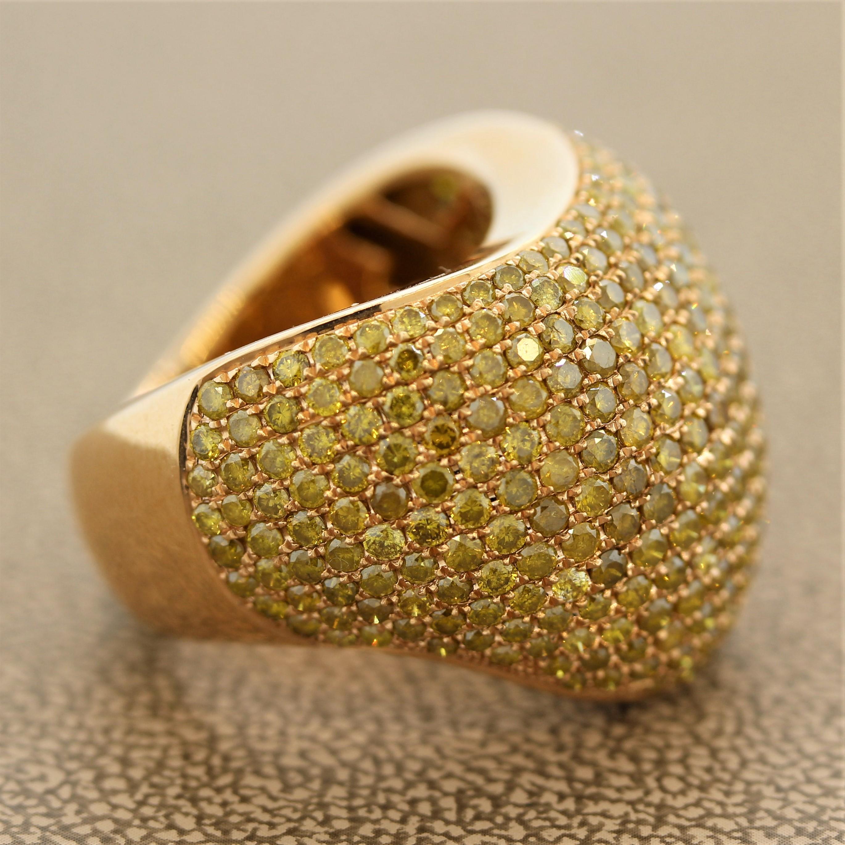 Fancy Colored Diamond Gold Cocktail Ring For Sale 1