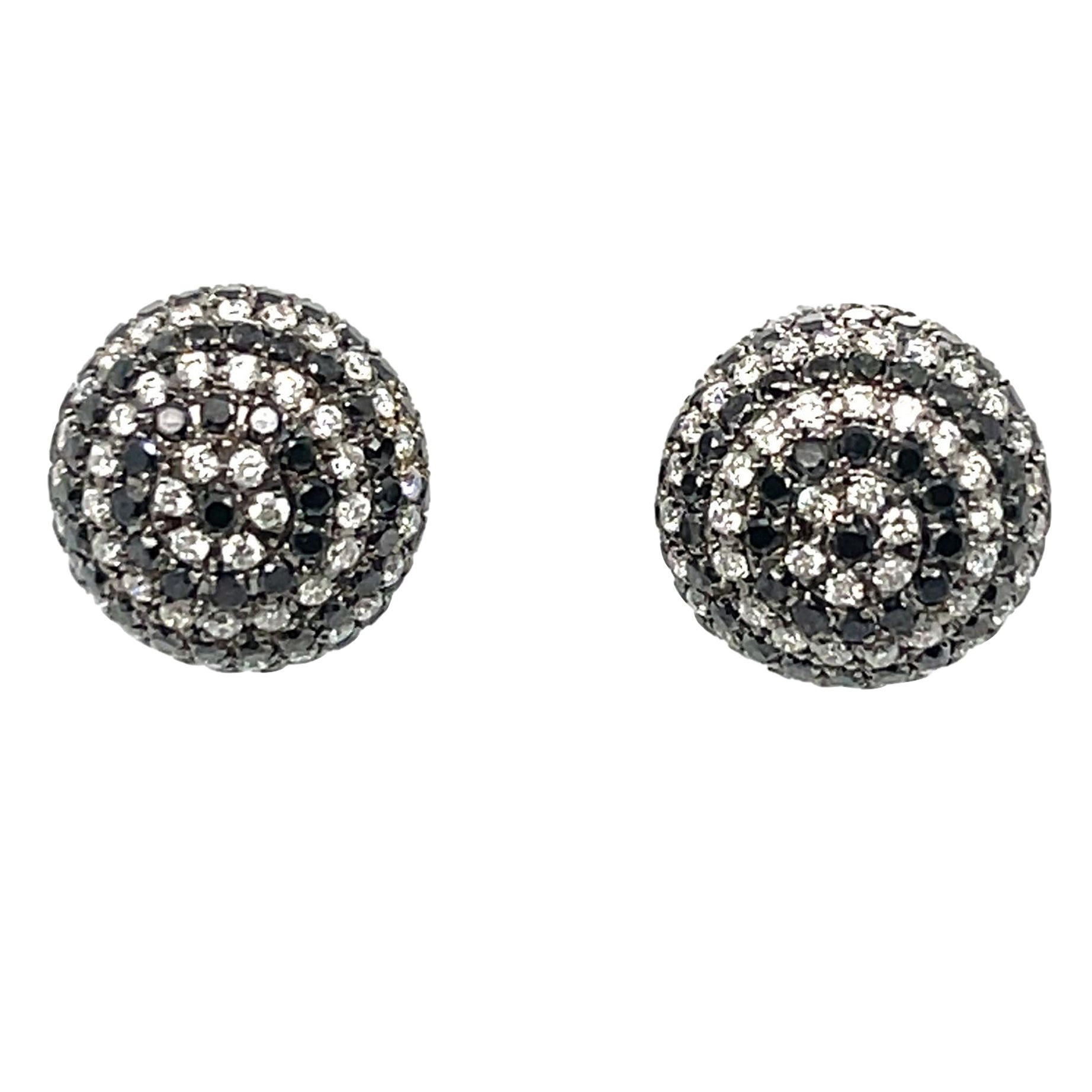 Pendientes de oro de 18 quilates con diamantes de colores fantasía