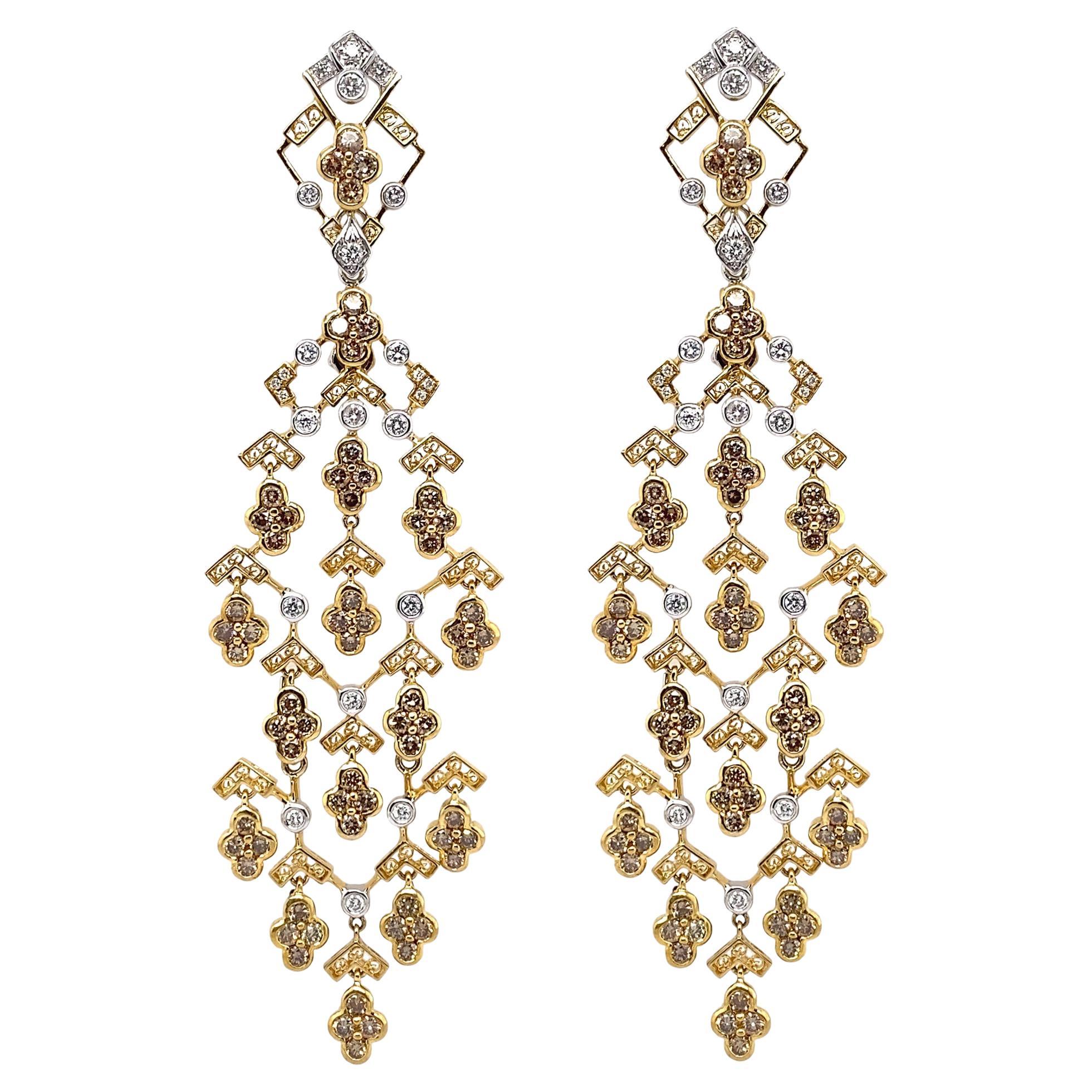 Boucles d'oreilles « Lustre » en or jaune et blanc 18 carats avec diamants blancs de couleur fantaisie
