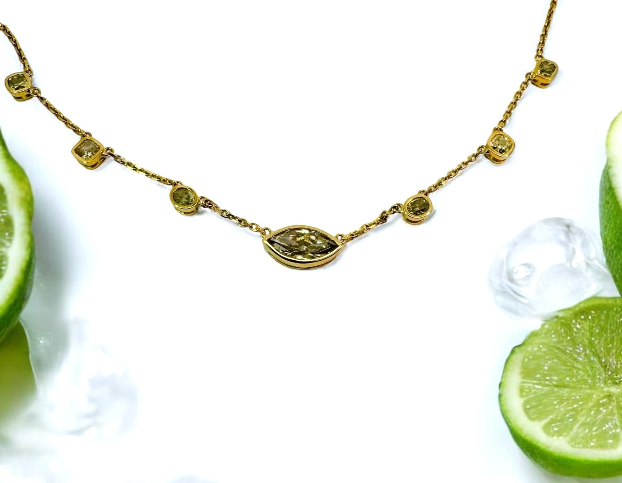 Collana con diamanti colorati e diamanti a forma di fantasia In condizioni Nuovo in vendita a COTTESLOE, AU