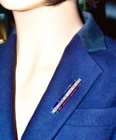 Broche Vintage Estilo Art Decó de diamantes talla fantasía, zafiros y rubíes