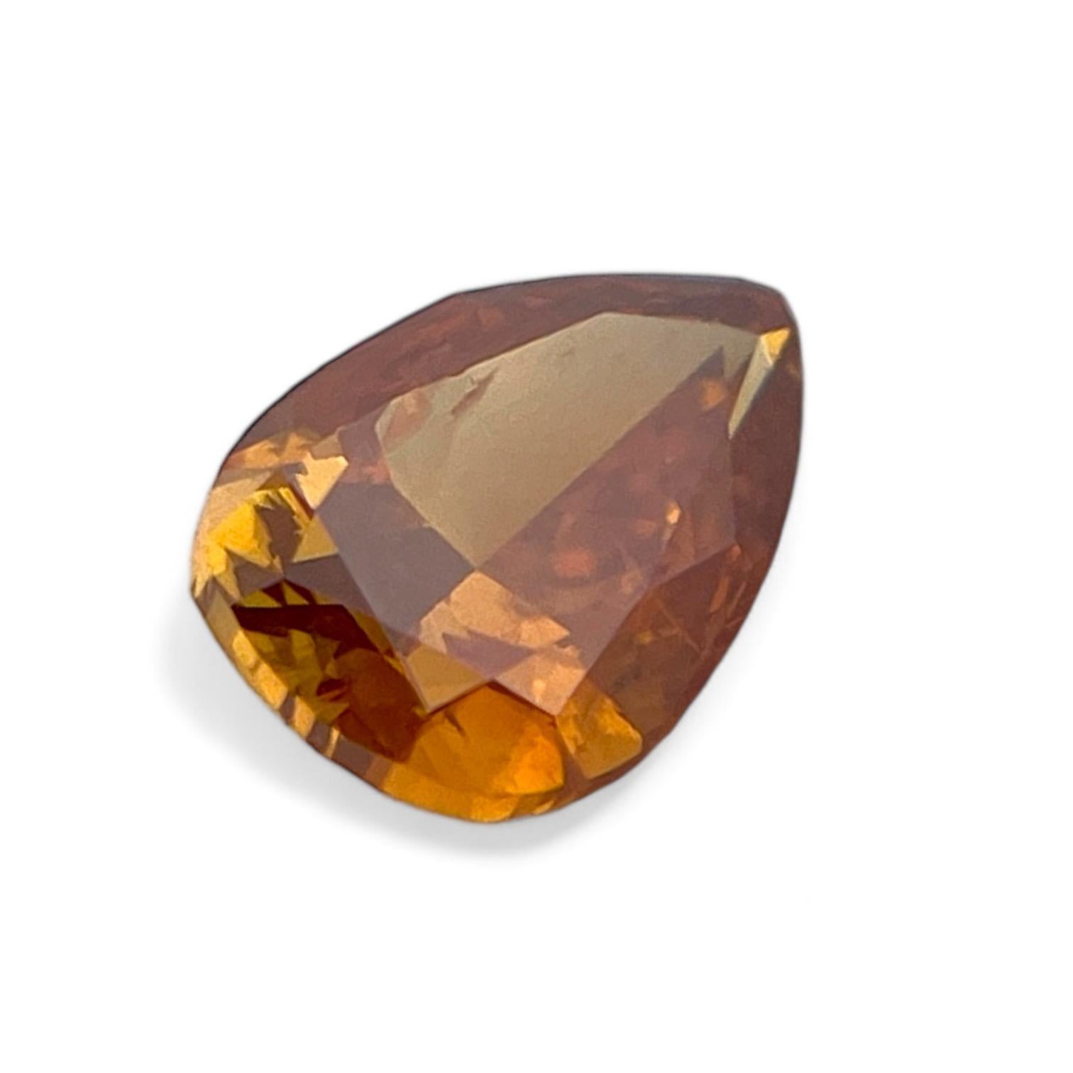 DESCRIZIONE DELL'ARTICOLO

Forma della pietra: Pera
Peso del diamante: 0,93 carati
Colore: Arancione bruno intenso
Misure: 7,65 x 5,13 x 3,26 mm
Simmetria: Buona
Polacco: Molto buono
Fluorescenza: Nessuna
Laboratorio di certificazione: