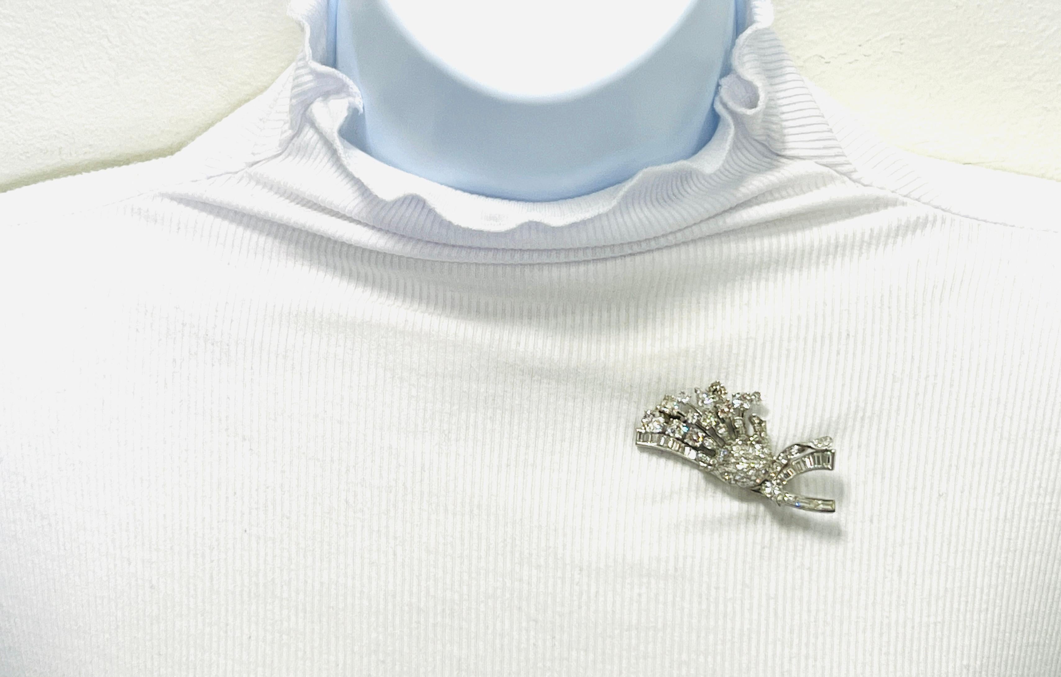 Fancy Deep Brownish Yellow Marquise and White Diamond Brooch in 18K White Gold In New Condition For Sale In Los Angeles, CA