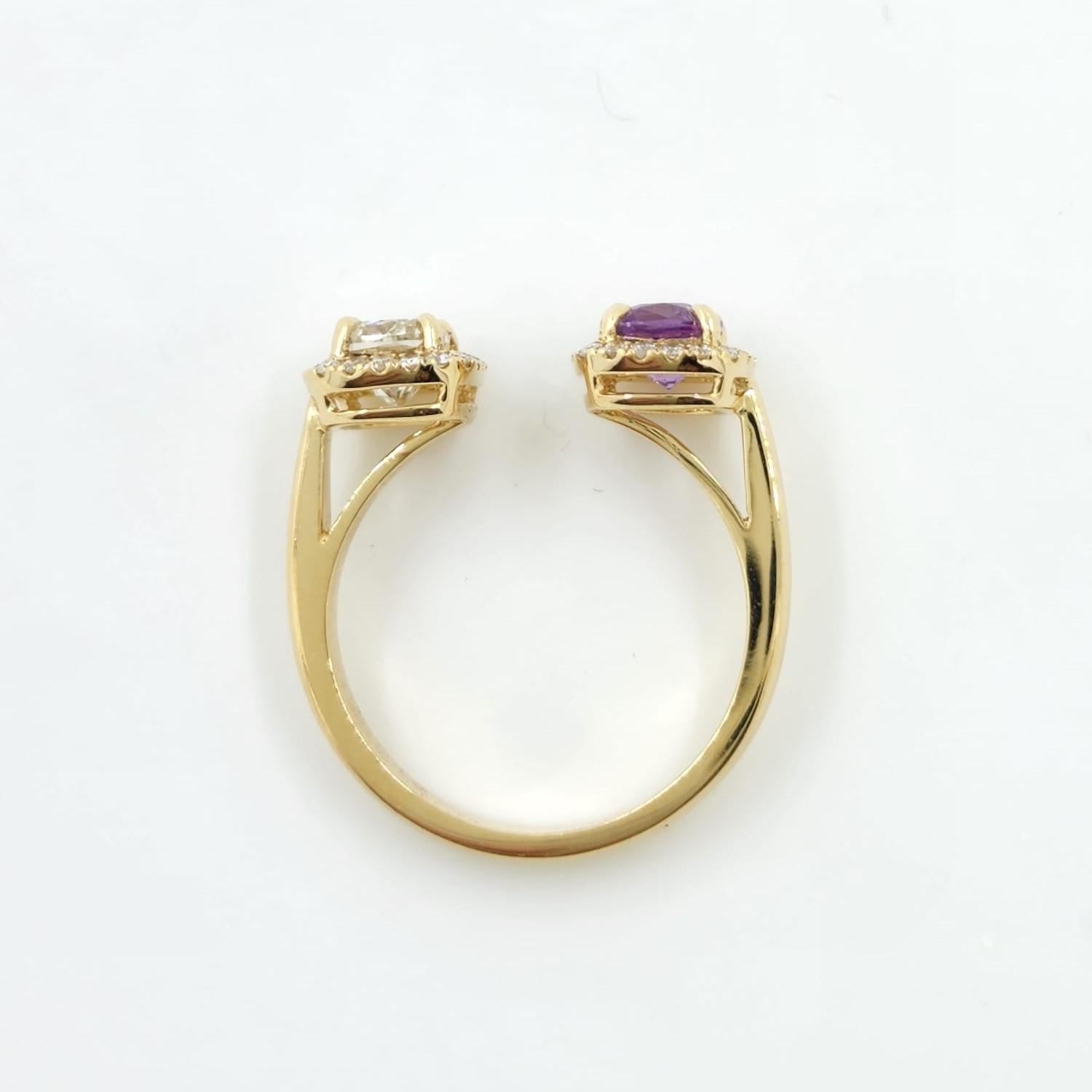 Contemporary Fancy Diamond 0.70Ct Fancy Sapphire Toi et Moi Ring in 18 Karat Yellow Gold For Sale