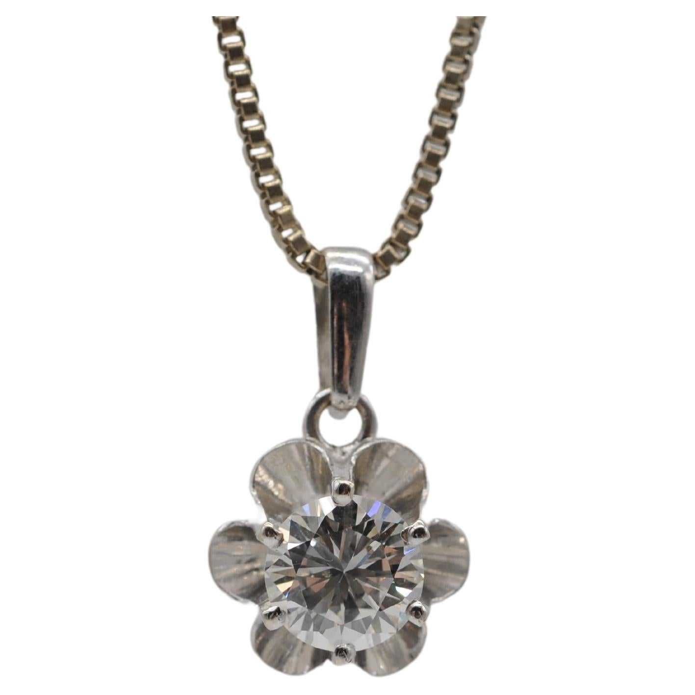 Brilliant Cut Fancy Diamond 1.2ct necklace clarity:VVS1 Color:G  For Sale