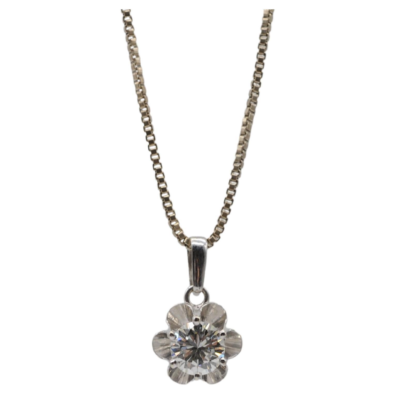 Fancy Diamond 1.2ct necklace clarity:VVS1 Color:G  For Sale 1