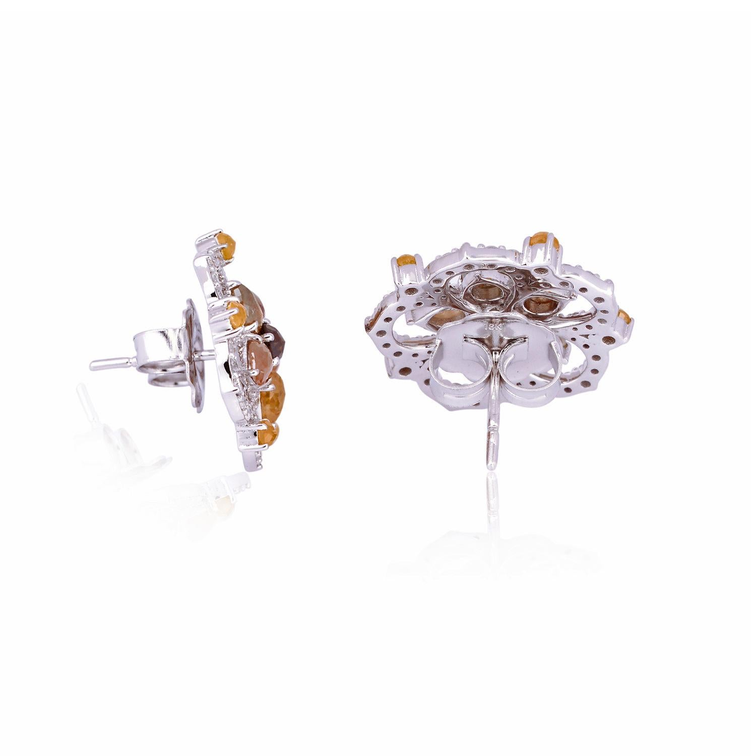 Contemporary Fancy Diamond 18 Karat Gold Floral Stud Earrings For Sale