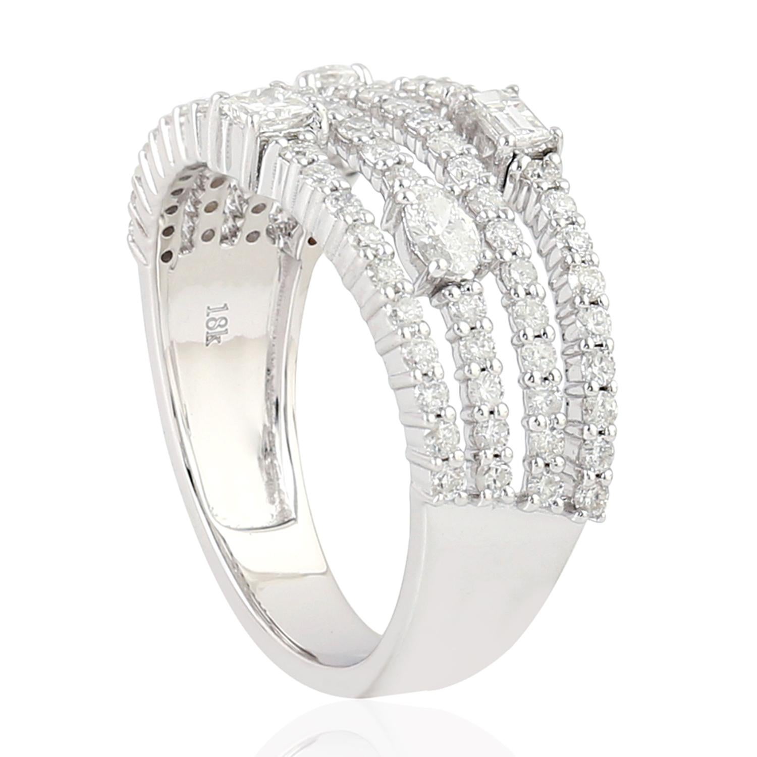 Fancy Diamond Band Ring With Pave Diamonds Made In 18k White Gold In New Condition For Sale In New York, NY