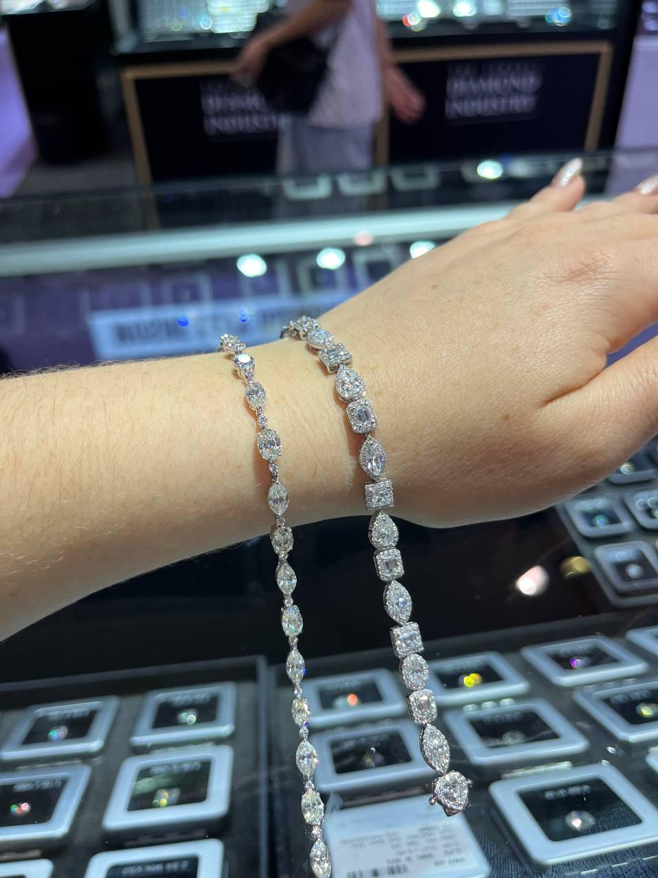 Oval Cut Fancy Diamond Bracelet Marquise & Oval 12.59 Carat,  IGI certified For Sale