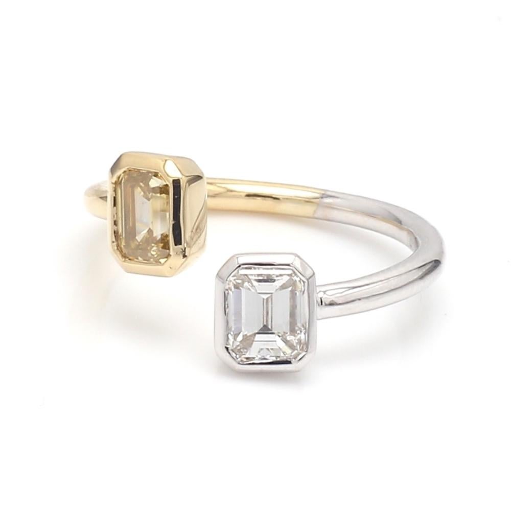 Taille émeraude Bague bypass fantaisie avec pierres taillées en émeraude en vente