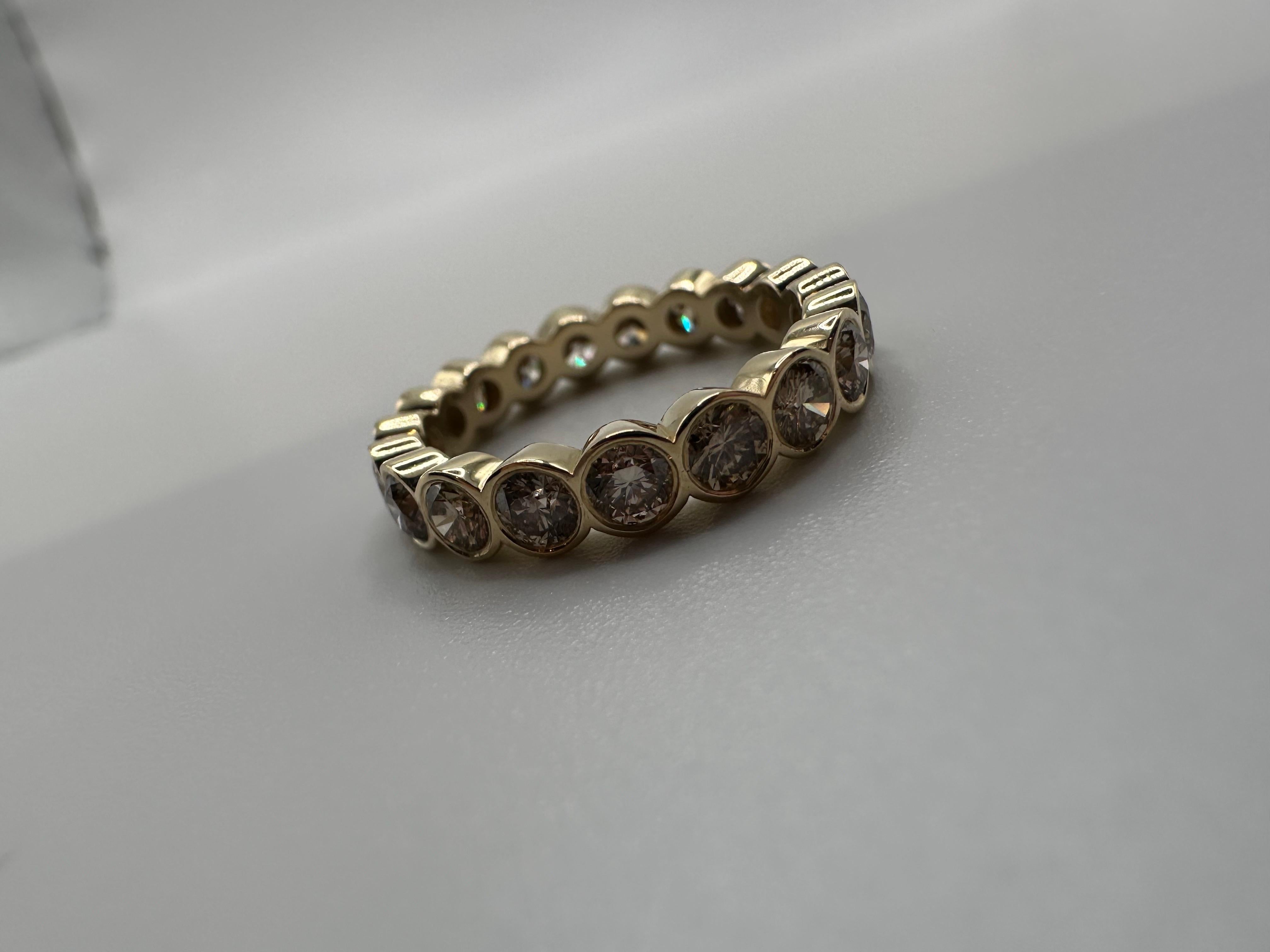 Fancy diamond eternity wedding band 14KT yellow gold 3ct In New Condition For Sale In Boca Raton, FL