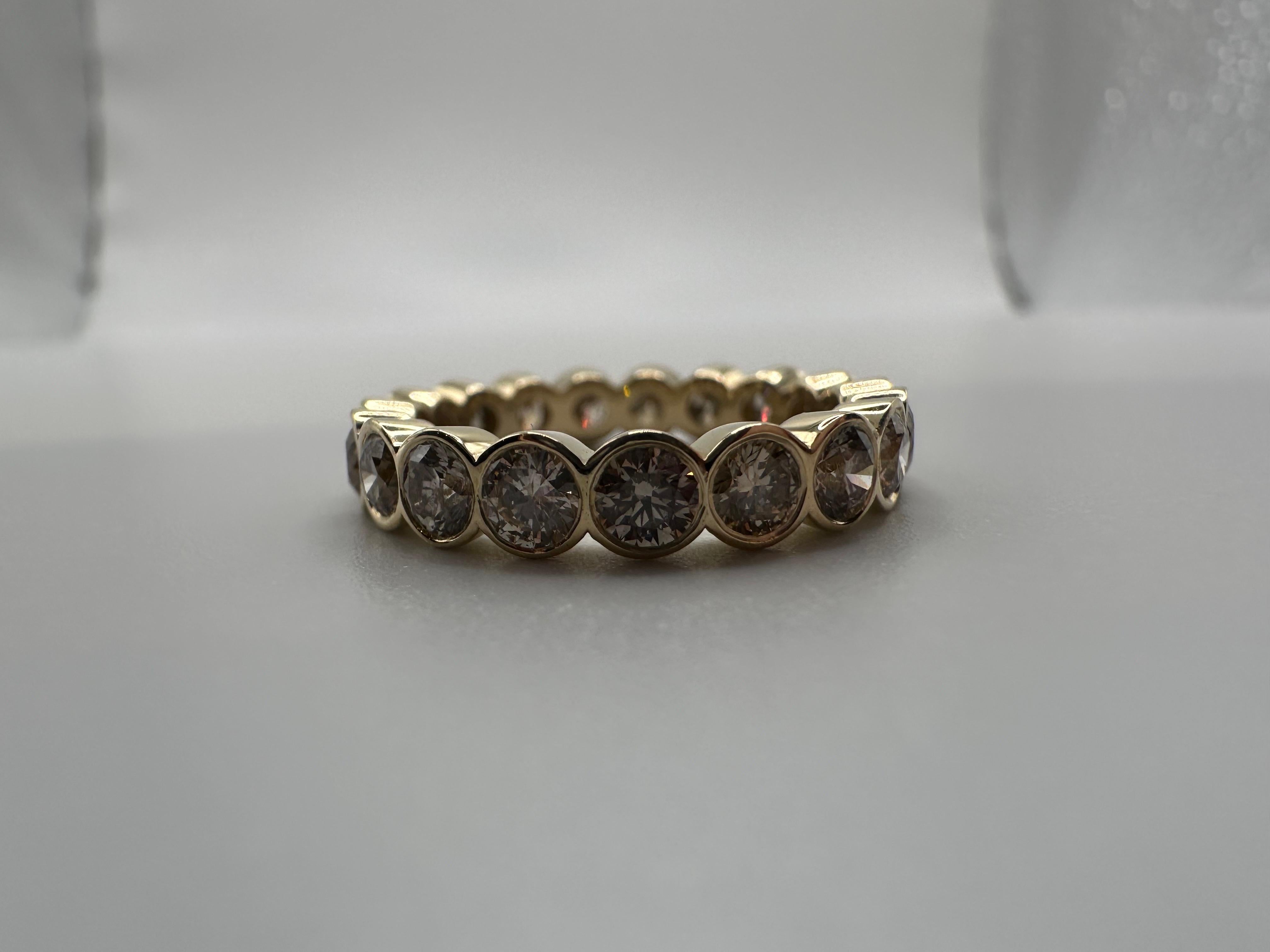 Fancy diamond eternity wedding band 14KT yellow gold 3ct For Sale 2
