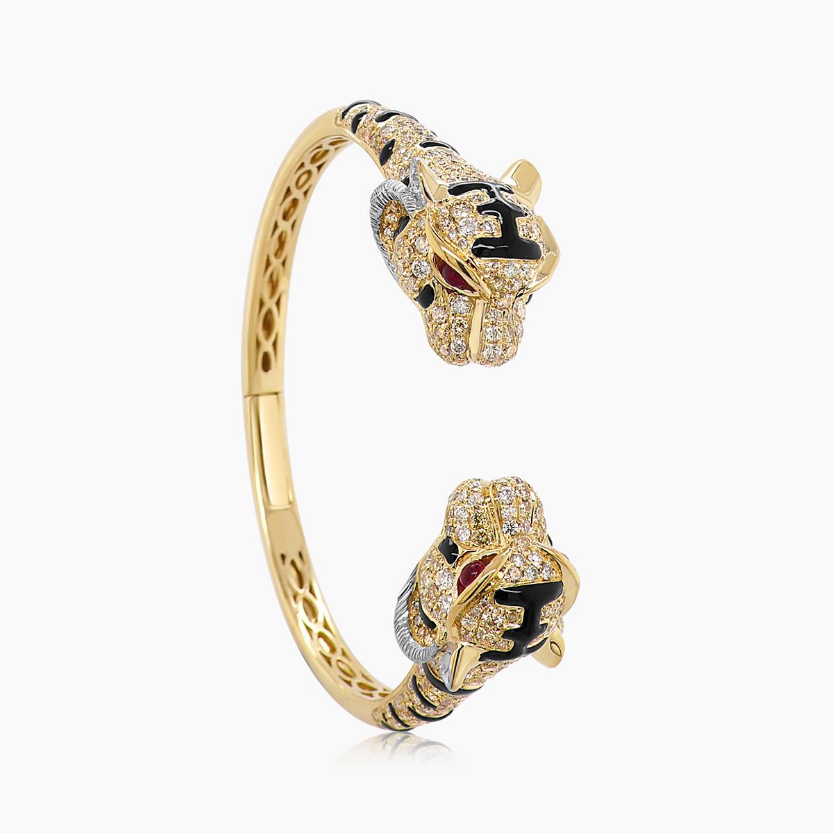 Bracelet double tête de léopard en or jaune 18K avec diamants, onyx et rubis Neuf - En vente à Oakton, VA