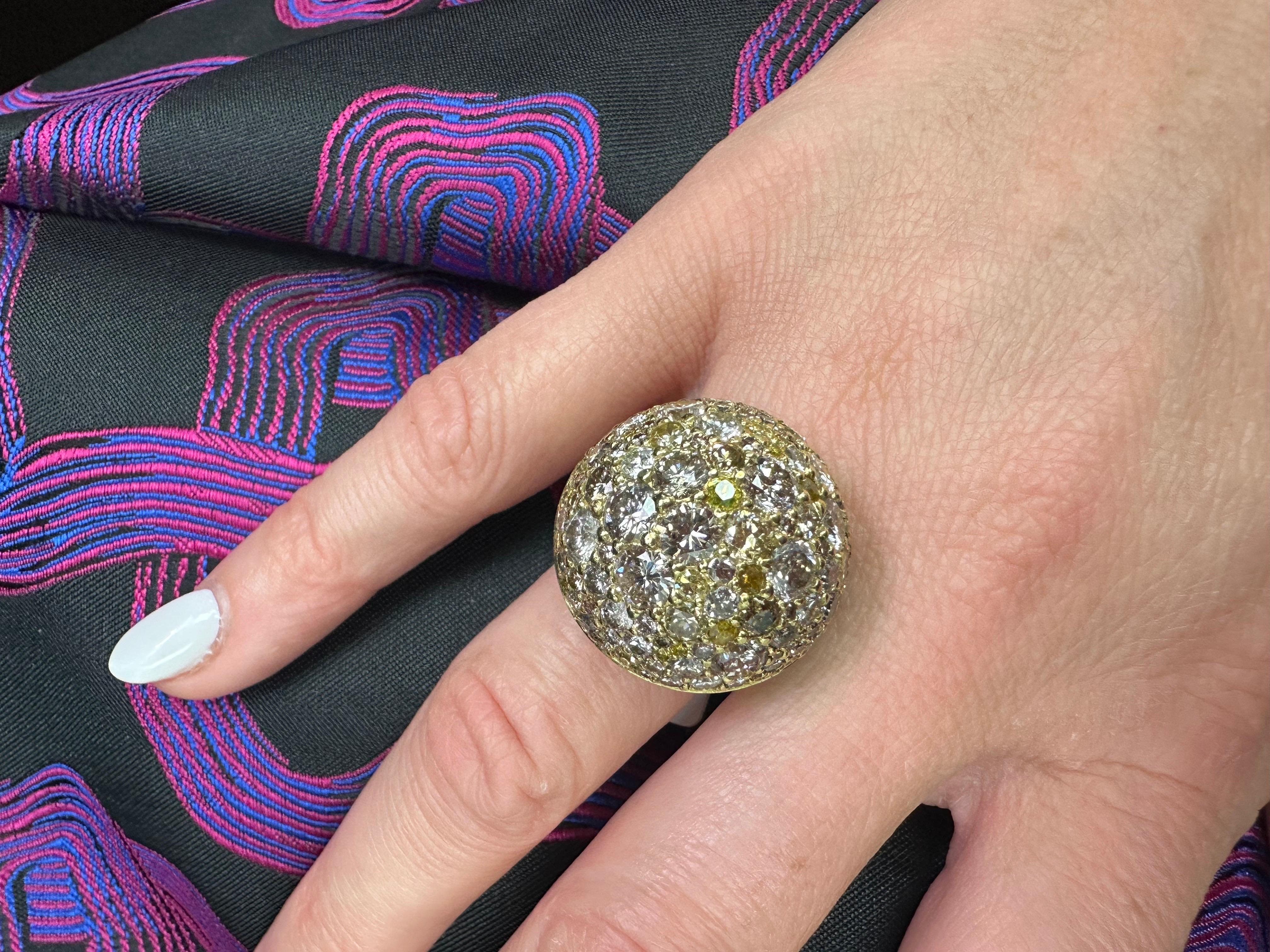 Fancy Diamond Ring Dome Ring Design 18KT Gelbgold 11,65ct  (Rundschliff) im Angebot