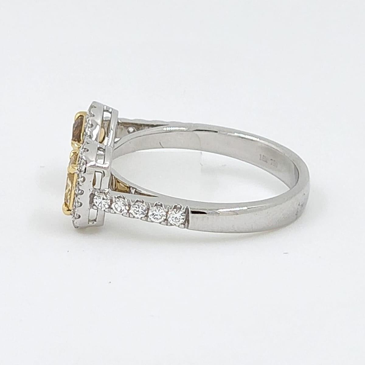 Taille coussin Bague Toi et Moi en or blanc 18 carats avec diamants fantaisie de 0,96 carat en vente