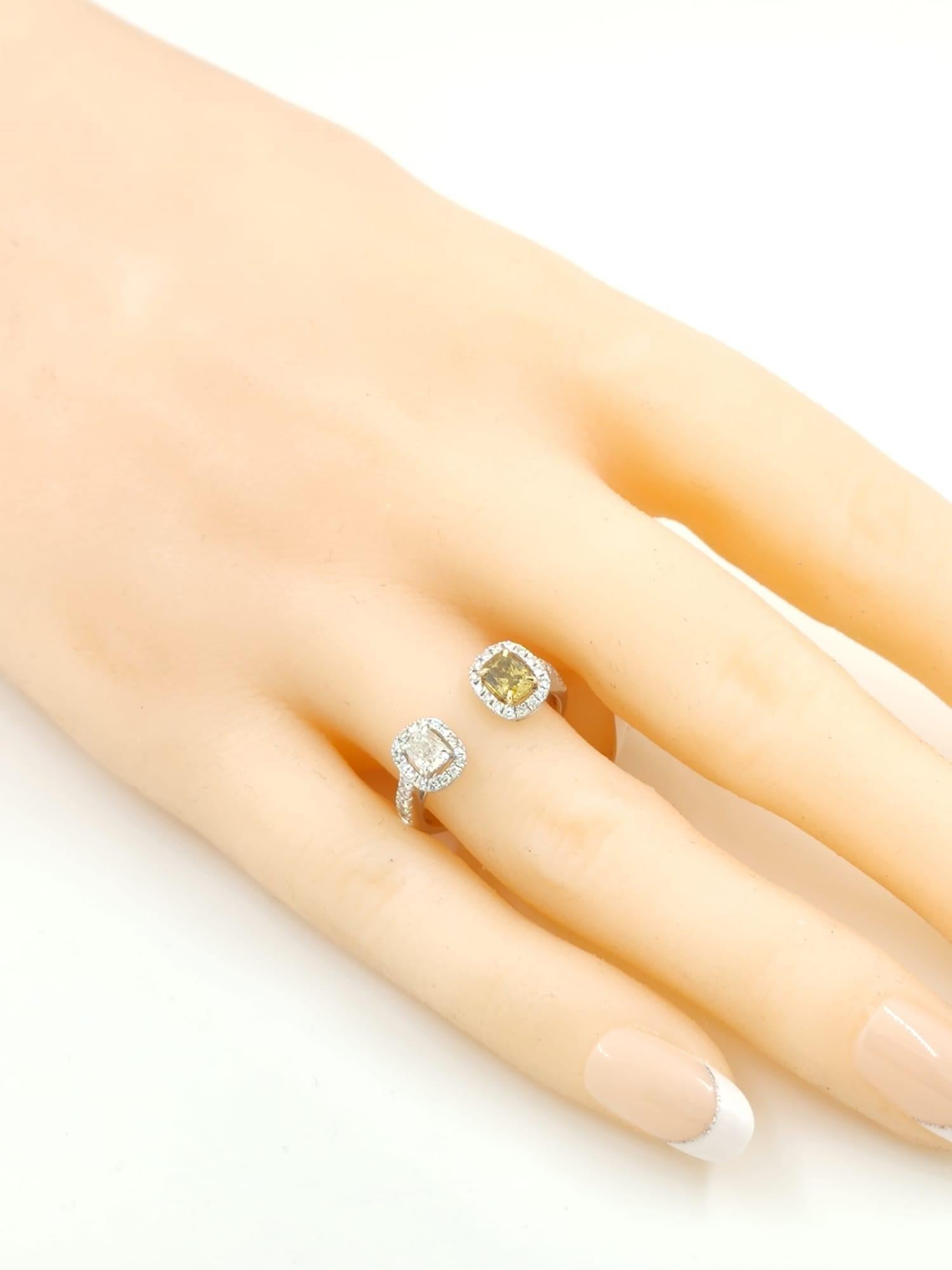 Art Deco 0.96Ct Fancy Diamond Toi Et Moi Ring in 18 Karat White Gold For Sale