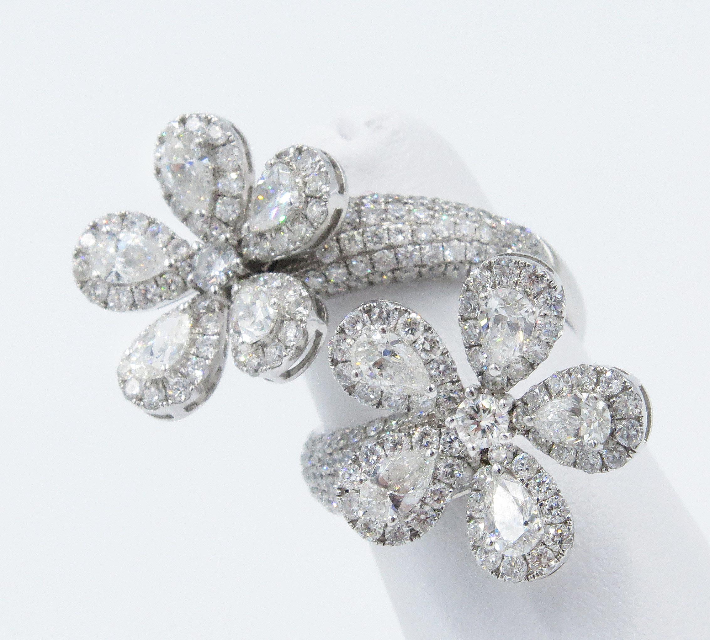Bague en spirale à double fleur fantaisie en vente 3