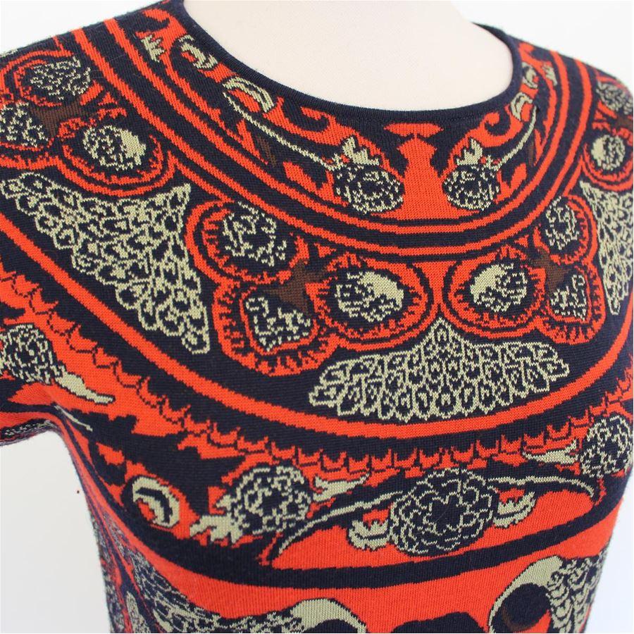 Wool (83%) Silk Black and red color Fancy fabric Short sleeves Total length cm 98 (38.5 inches)
