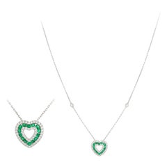 Fancy Emerald Diamond 18 Karat White Gold Necklace for Her