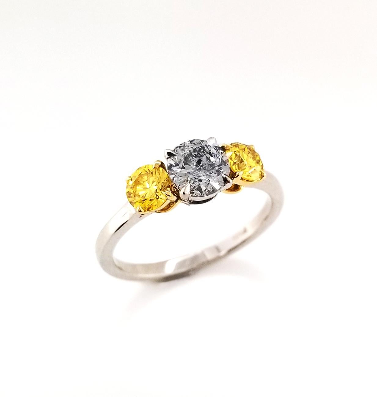 Fancy Gray-Blue and Vivid Yellow Diamonds Engagement Ring Jacket in Platinum GIA In New Condition For Sale In New York, NY