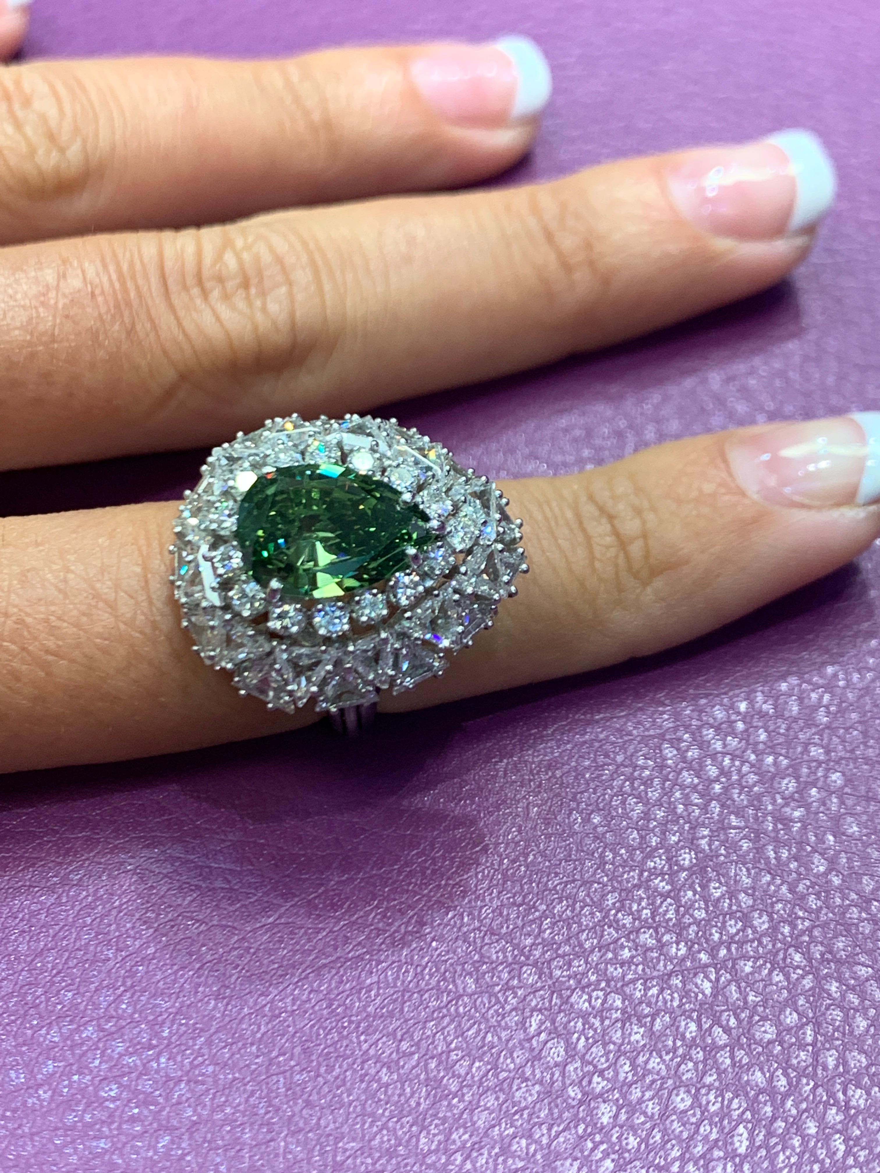 Fancy Green Diamond Cocktail Ring For Sale 1