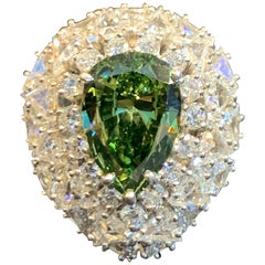 Retro Fancy Green Diamond Cocktail Ring