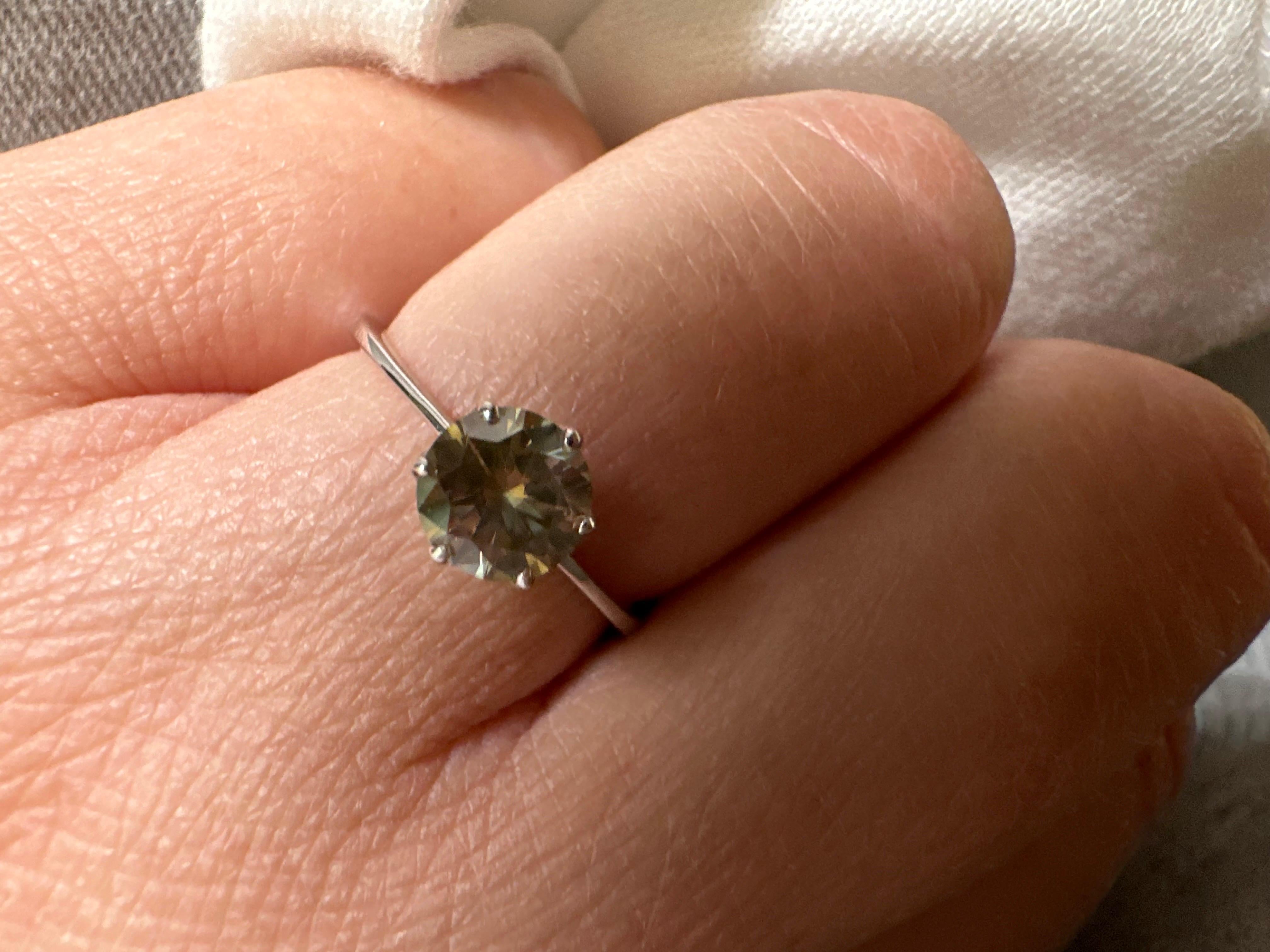 Fancy Green Diamond ring Tulip 14KT white gold solitaire color diamond ring In New Condition In Boca Raton, FL