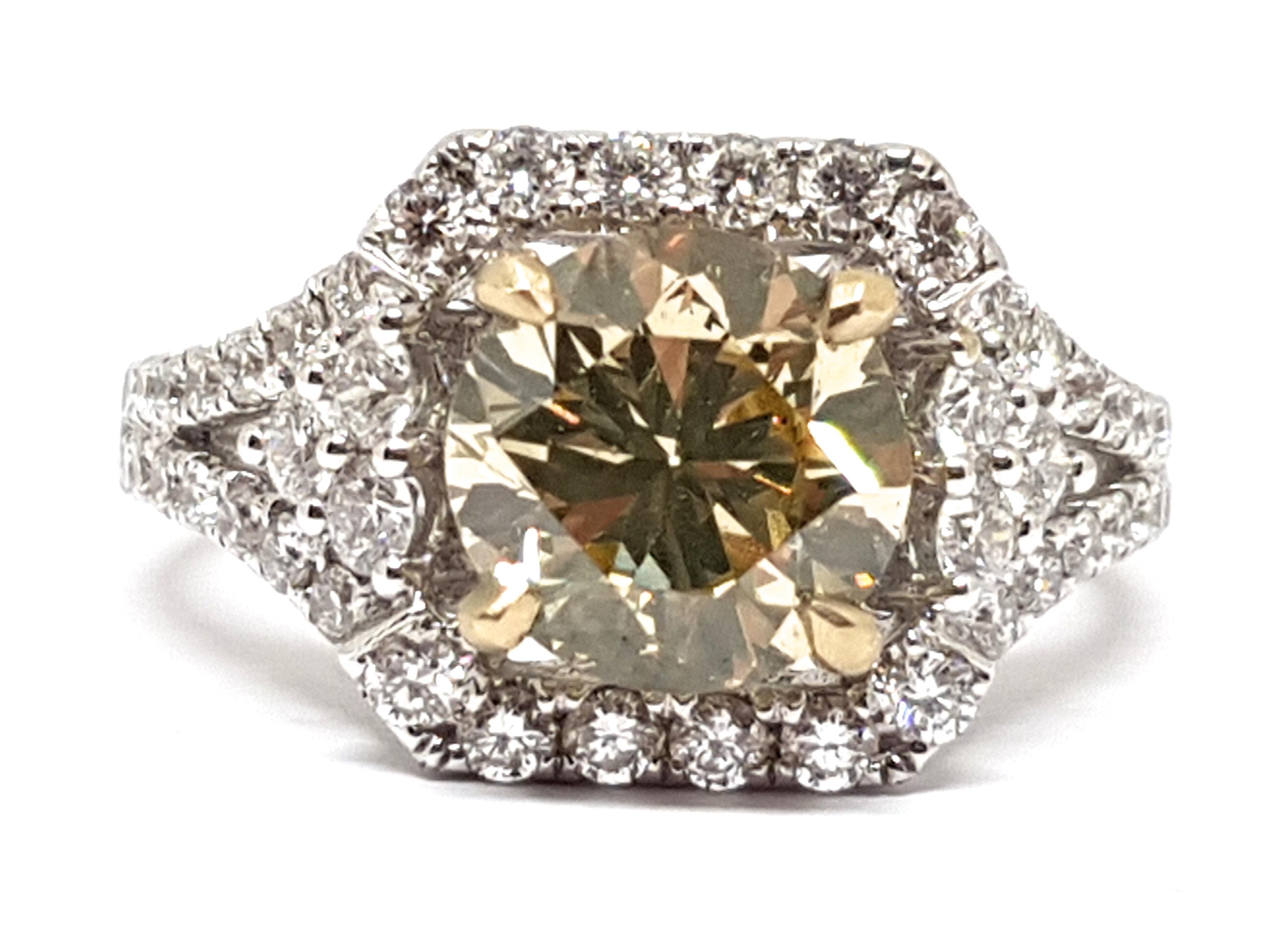 Round Cut Fancy Greenish Yellow Diamond Engagement Bridal Wedding White Gold 18 Karat Ring For Sale