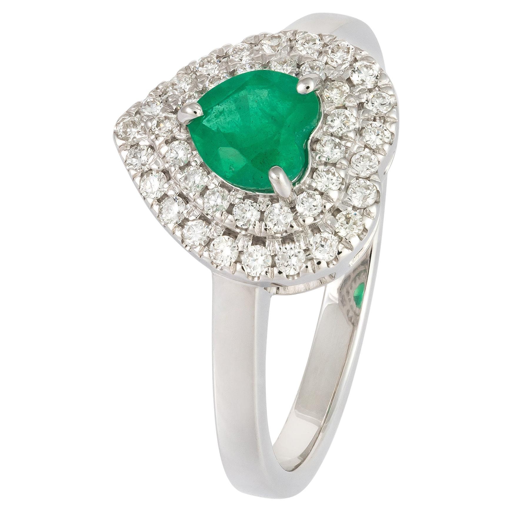 Fancy Heart Emerald White 18K Gold White Diamond Ring for Her