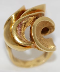 Fancy, Heavy Designer Fashion Ring 18 Karat Yellow Gold