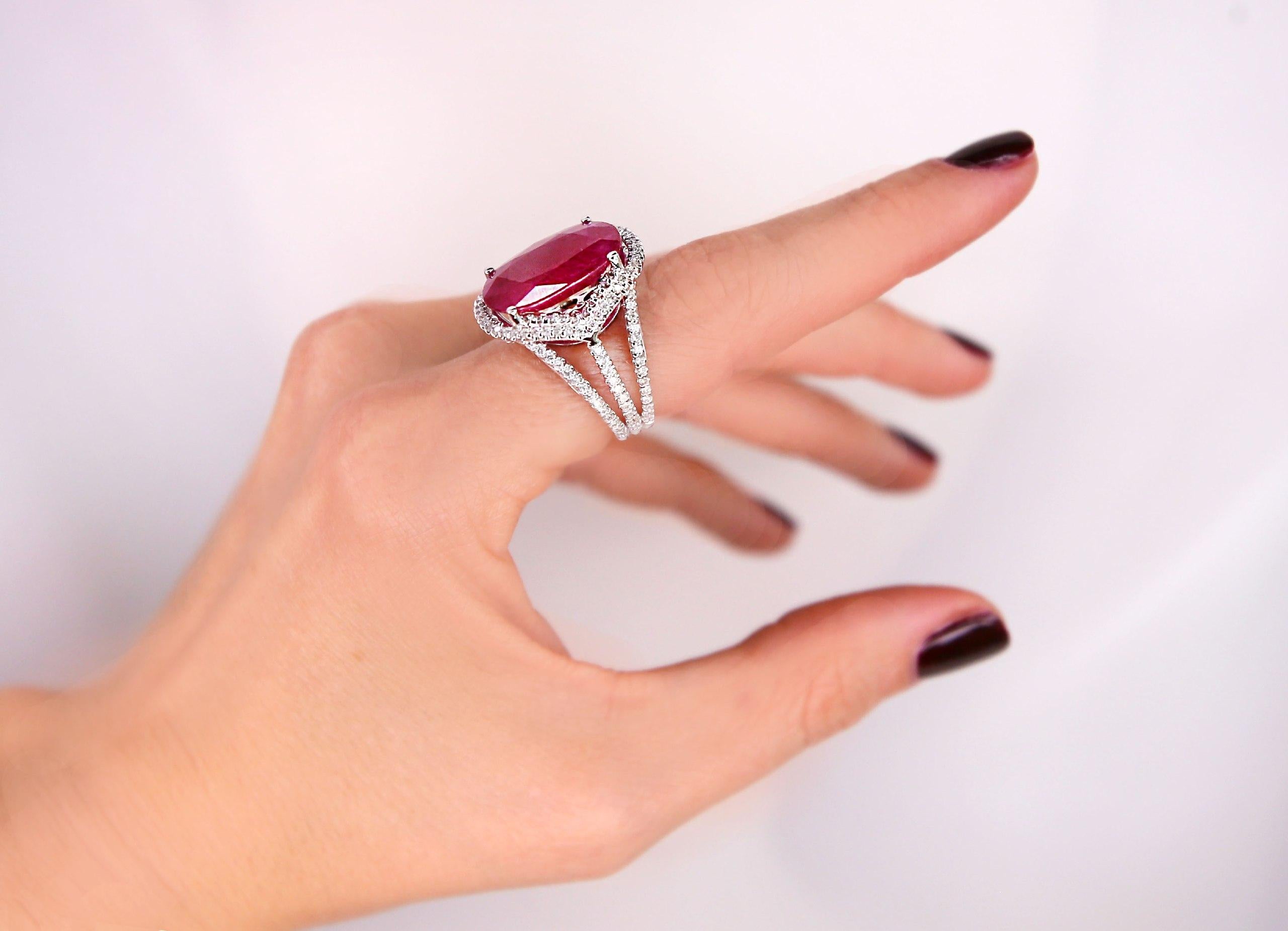 Modern Fancy Impressive Natural Ruby Diamond White Gold Diamond Ring for Her For Sale