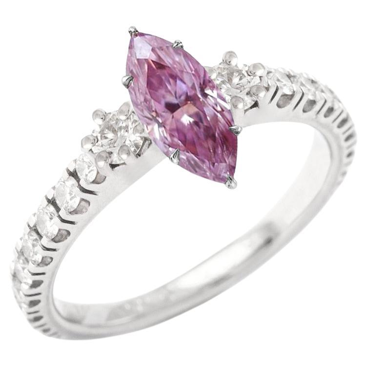 Fancy Intense Pink Purple Diamond 18K Gold Ring For Sale