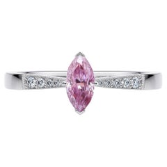 Ausgefallener intensiv pinker lila Diamant 18K Gold Ring