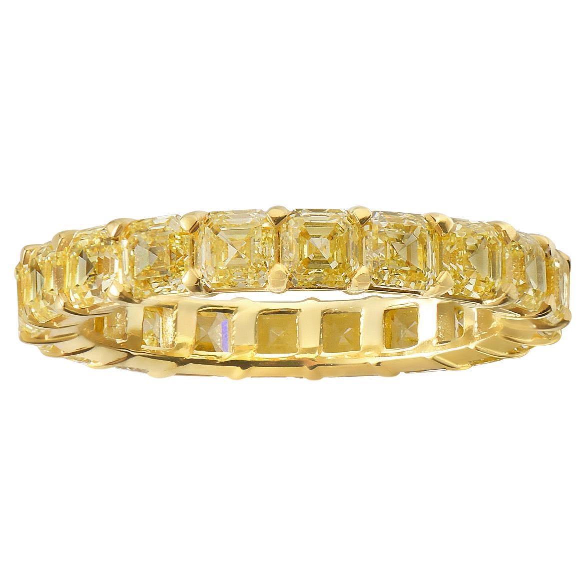 Bracelet éternel en diamant taillé à l'emporte-pièce de couleur jaune intense