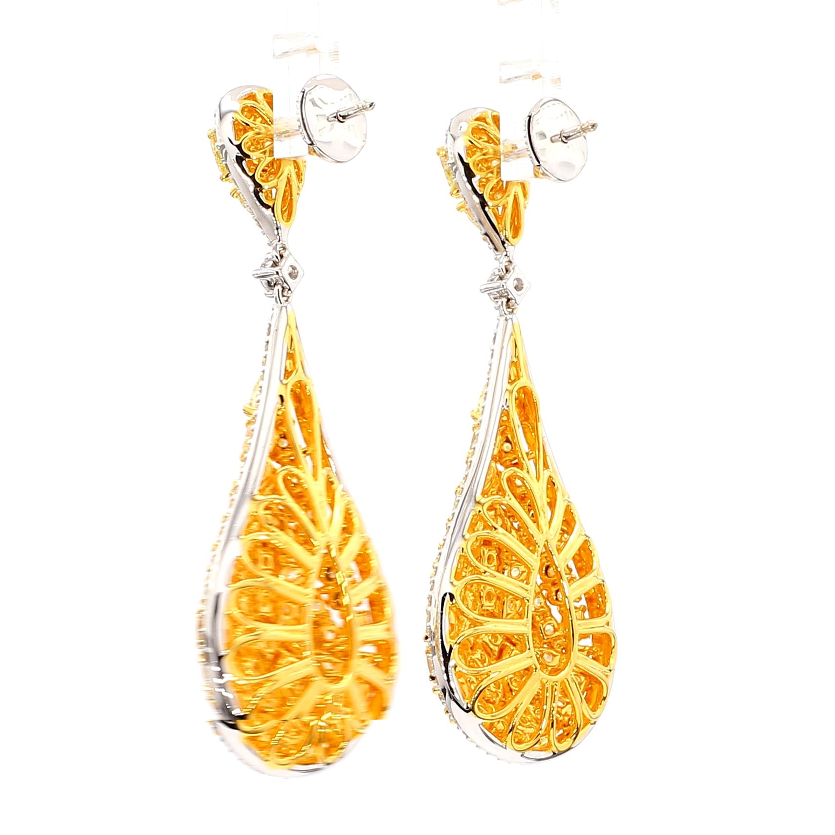 Boucles d'oreilles Cluster jaune intense 11.11 Carats Or blanc 18K *1 of a Kind* en vente 2