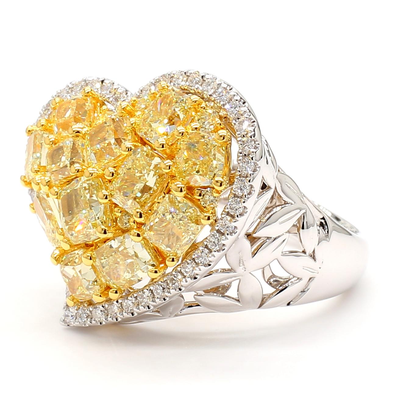 Ausgefallener intensiv gelber Diamant-Herz-Cluster-Ring 3,95 Karat 18K YG *1 of a Kind* im Angebot 2