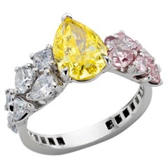 Fancy Intense Yellow, Pink
Blue Diamond Ring in 18K White Gold Fancy Intense Yellow, Pink
Blue Diamond Ring in 18K White Gold
