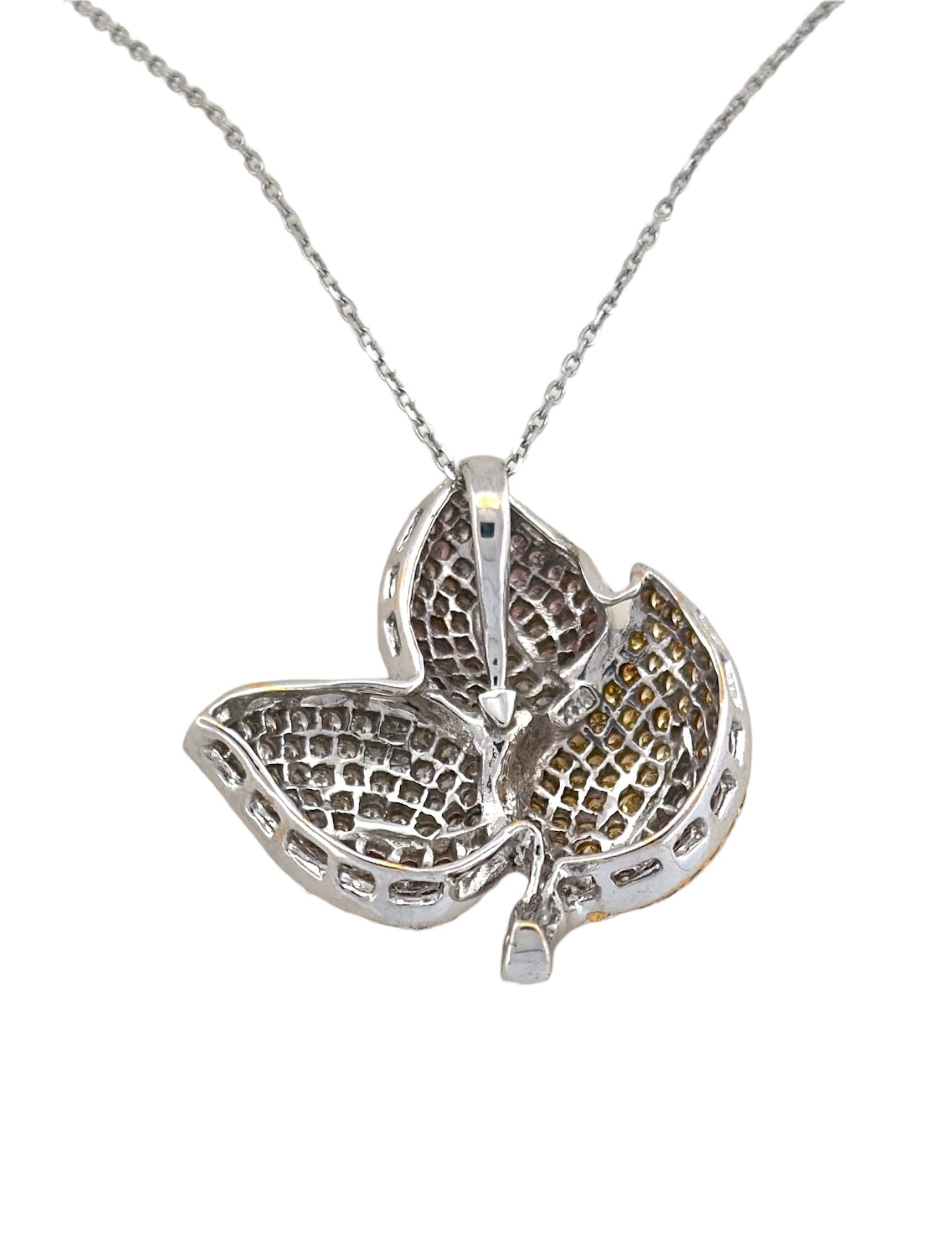 Fancy Leaf Shaped White, Yellow And Pink Diamond Pendant  In New Condition For Sale In New York, NY