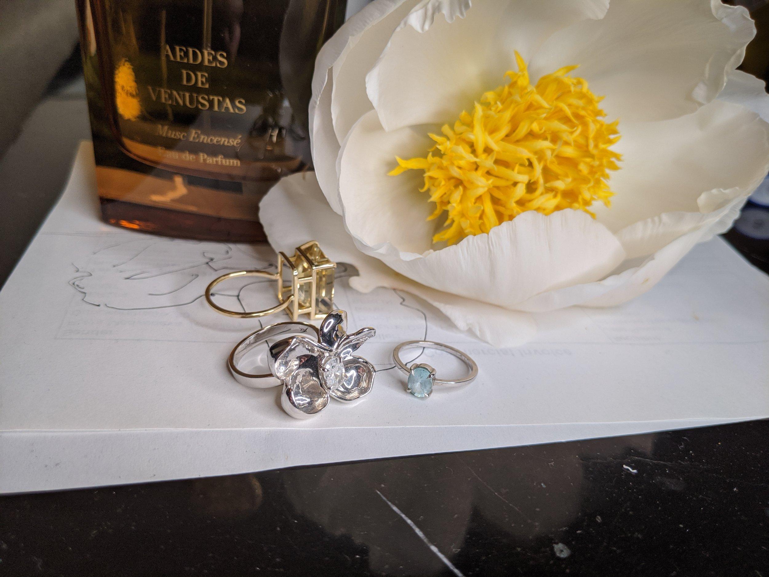 Fancy Light Pink Diamond Eighteen Karat White Gold Magnolia Ring For Sale 1