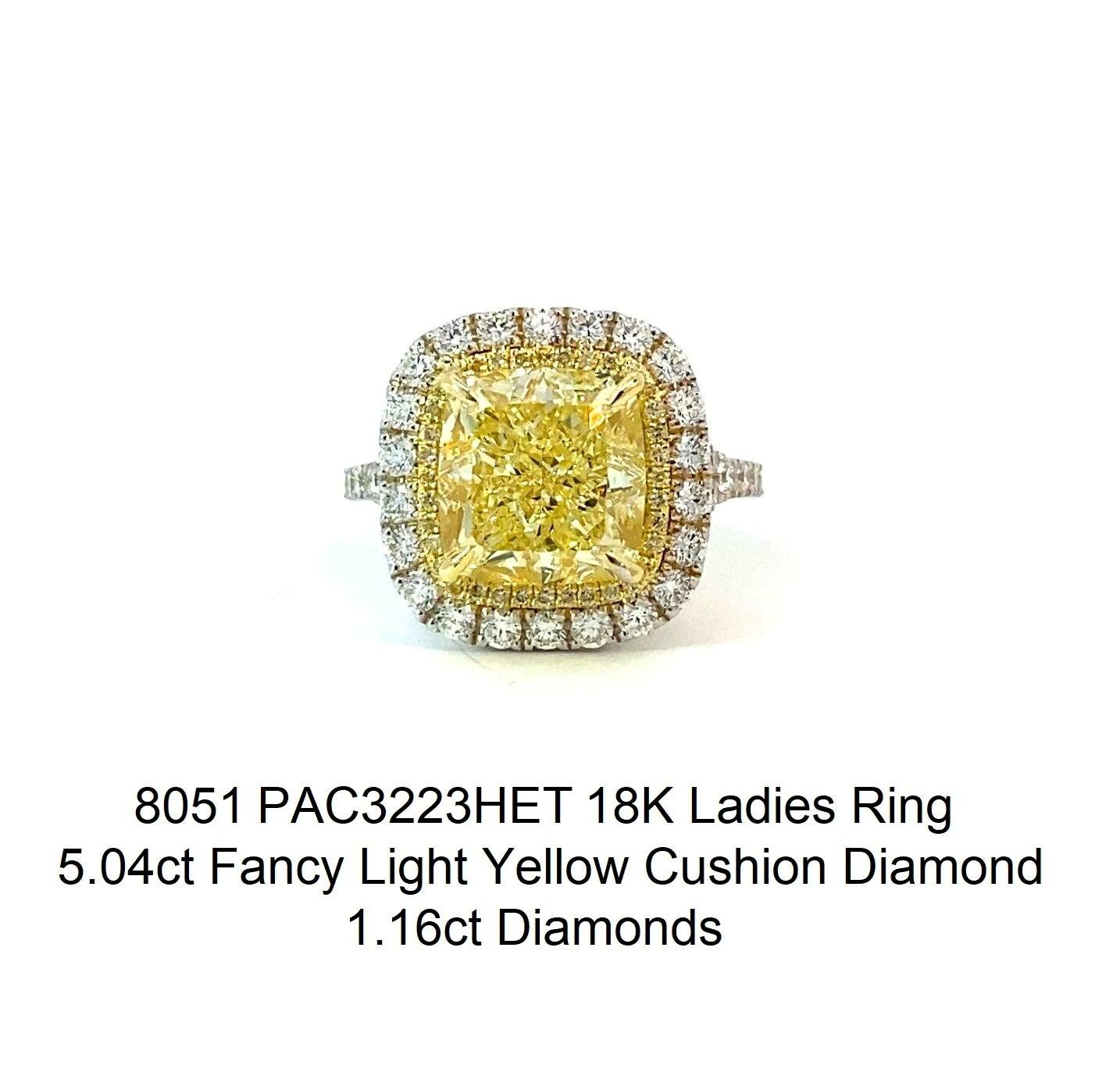 Fancy Light Yellow Cushion Diamond Ring (Kissenschliff) im Angebot