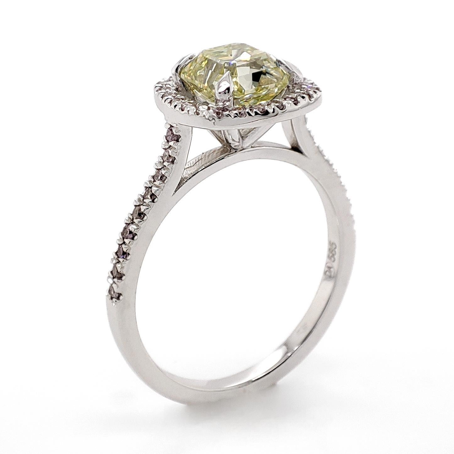 Fancy Light Yellow Diamond Engagement Ring 14k White Gold (2.25ct tw) For Sale 1