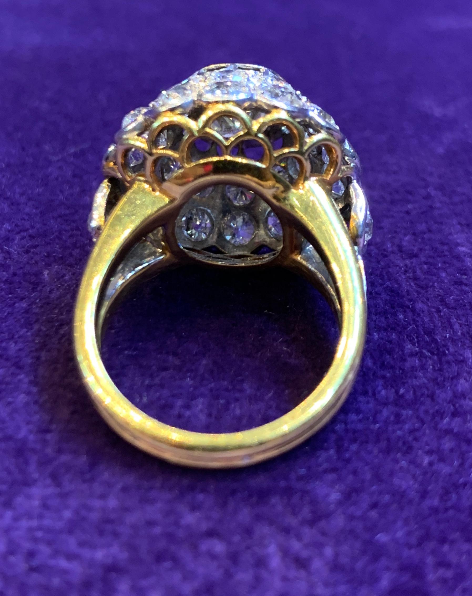Hellgelber Ring mit Smaragdschliff und Diamant  im Angebot 3