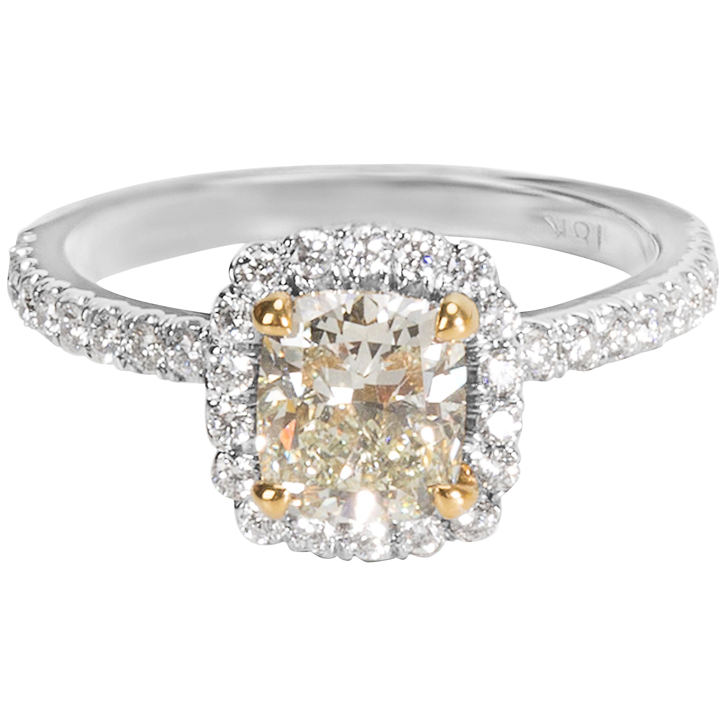 Fancy Light Yellow Green Diamond Engagement Ring 18 Karat Gold '1.41 Carat'