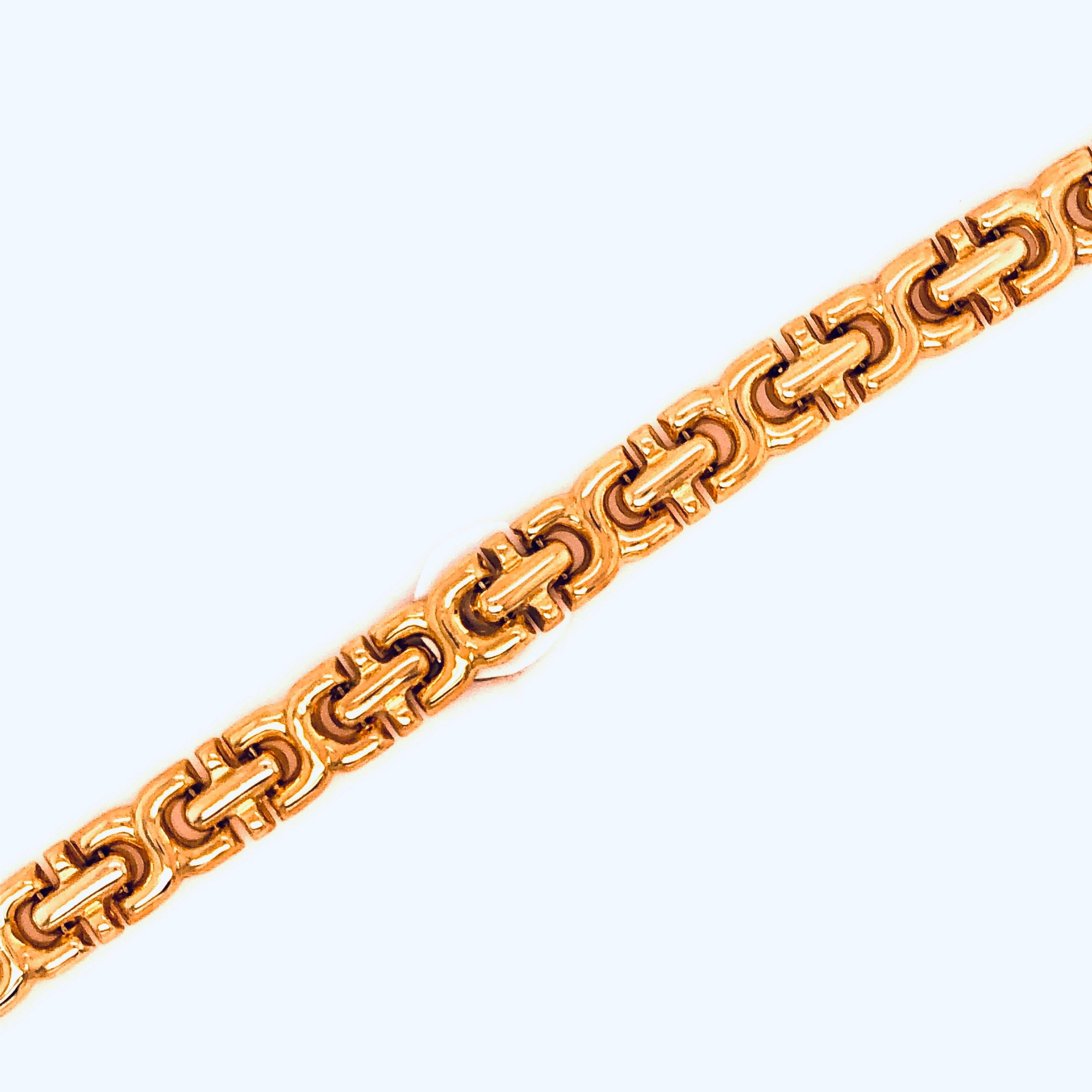 Fancy Link Bracelet 10 Grams In Good Condition For Sale In Stamford, CT