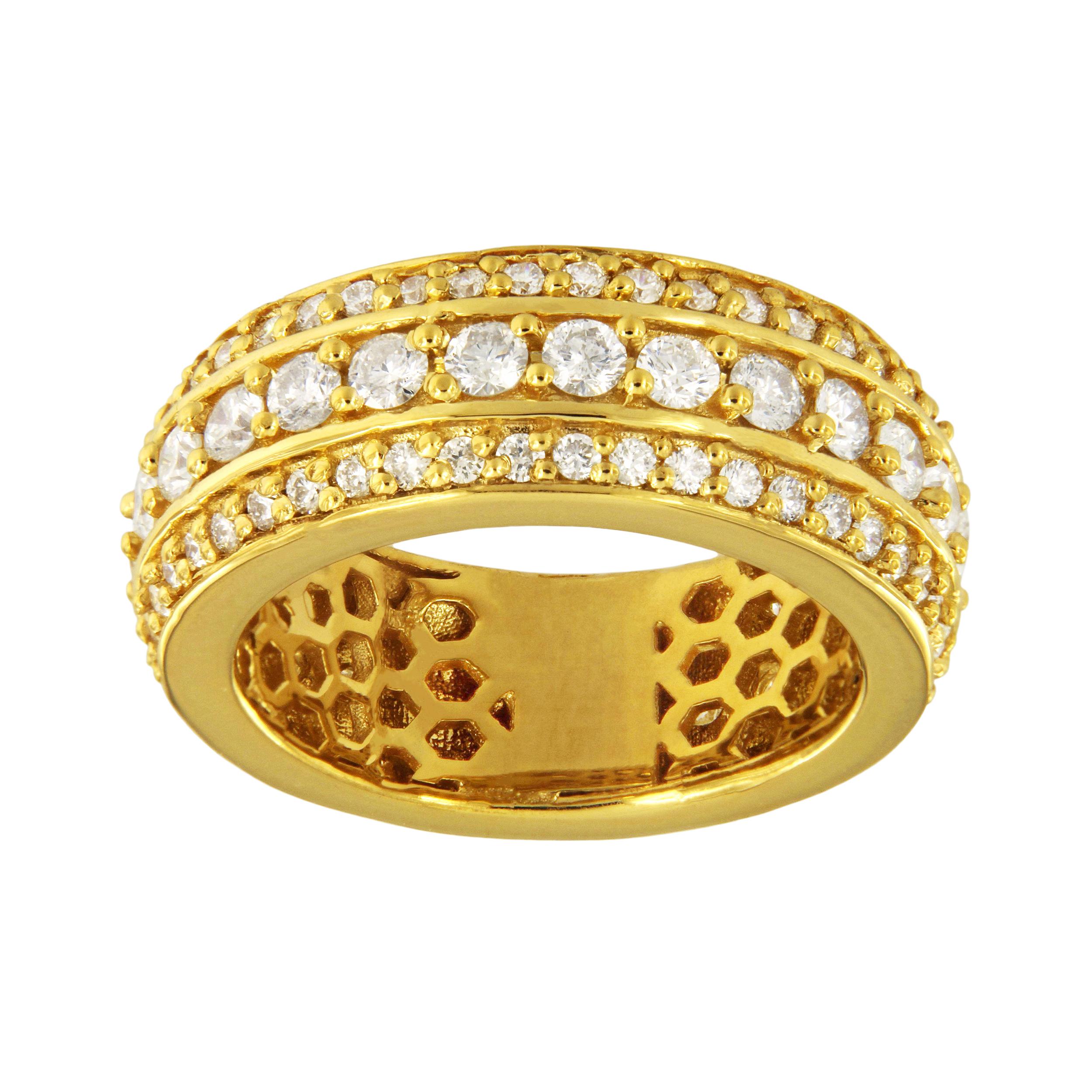 14k Yellow Gold
Ring size: 10
Ring Width: 9.2mm
Ring Weight: 14.5gr
Diamond: 3.00 ct, SI1 Clarity
Original Retail: $ 4,900
